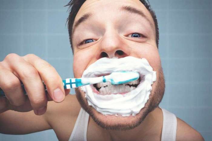 El dentista los dientes tres veces al dia